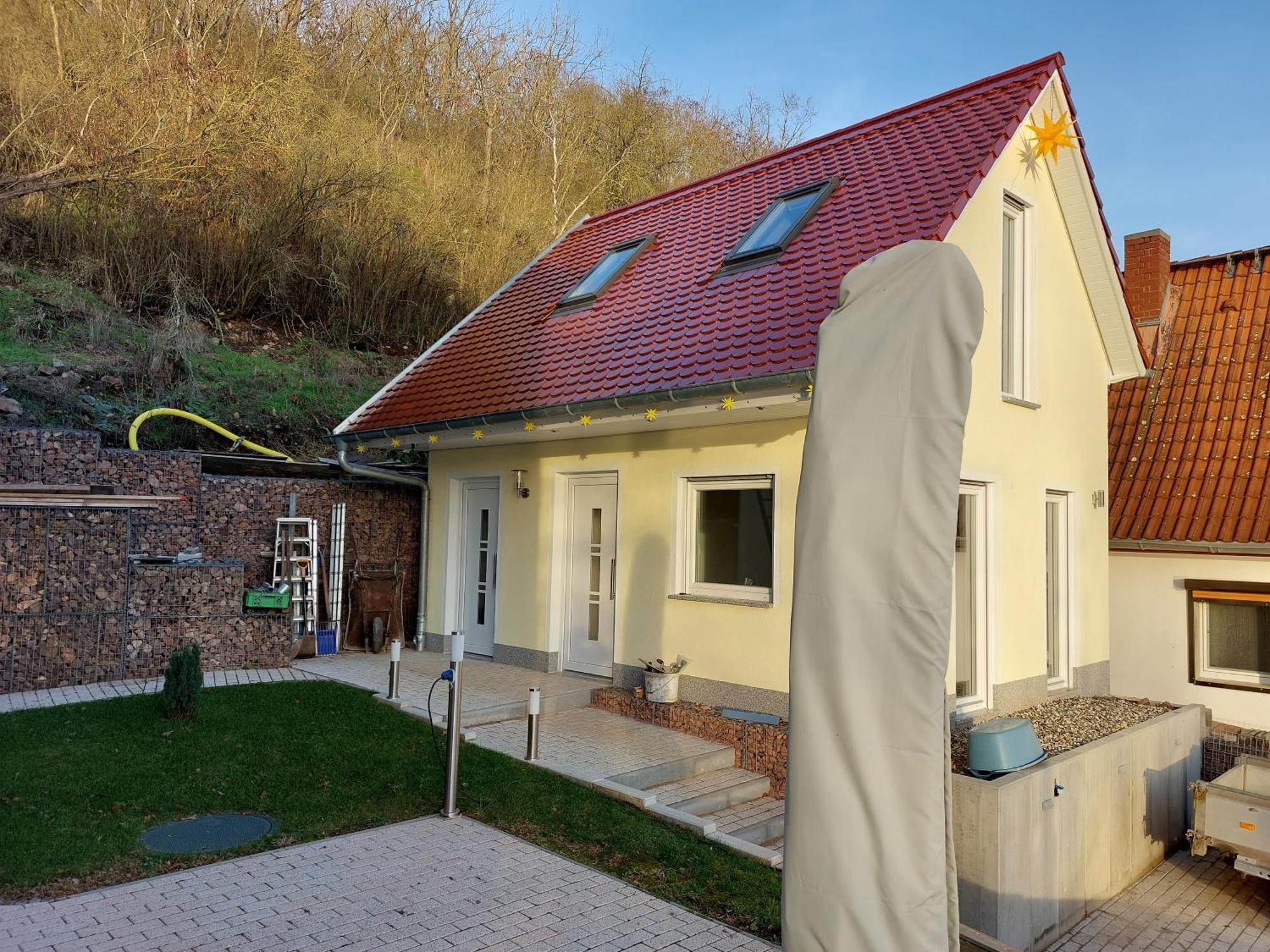 Ferienhaus Saaleblick Wettin Extérieur photo